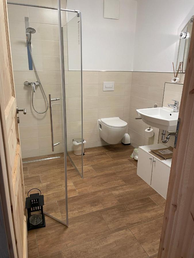 W Diamonds Ranch Apartment โกรสเรสเชน ภายนอก รูปภาพ